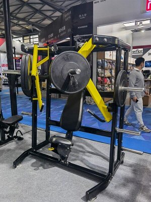 Жим от груди широким хватом Insight Fitness TN07