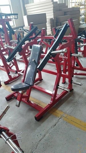 Жим от груди в наклоне Insight Fitness TM15
