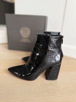 Ботильоны Vince Camuto