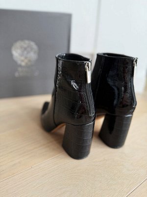 Ботильоны Vince Camuto