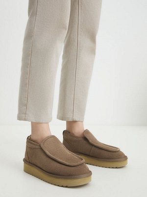Женские высокие лоферы