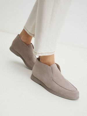 Женские высокие лоферы