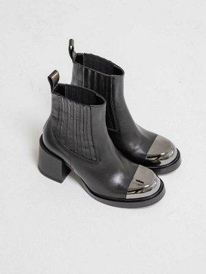 Полусапожки Laura Bellariva 9681P nappa/nero