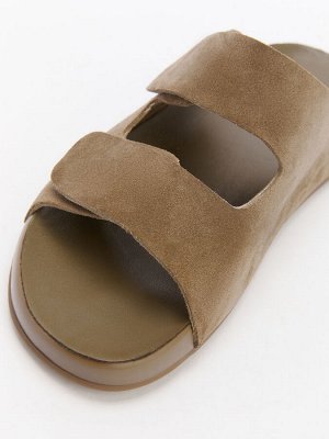 Женские шлепанцы