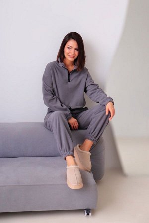 Костюм спортивный серый