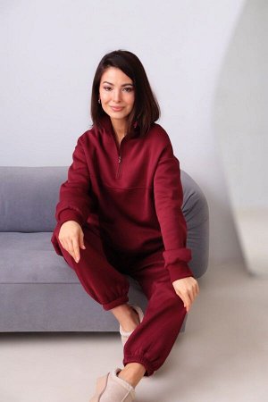 Костюм спортивный в винном оттенке (футер с начесом)