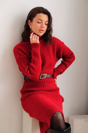 Платье вязаное красное
