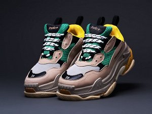 Кроссовки  Triple S