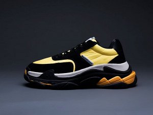 Кроссовки  Triple S