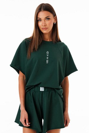 Костюм Костюм Kivviwear 4267426805 темный хаки 
Состав: Хлопок-92%; Эластан-8%;
Сезон: Весна
Рост: 170

Спортивный костюм Urban Freedom: Джемпер и шорты для стиля и движенияПогрузитесь в мир комфорта