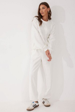 Костюм LYUSHe 4054 молоко