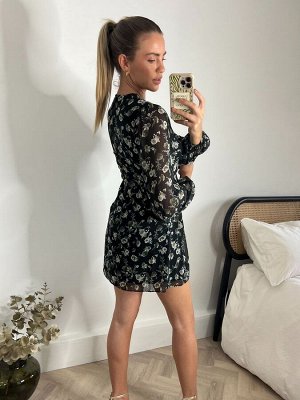 Платье мини-вырез Style Cheat Tasha