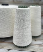 Пряжа для вязания 100 гр, Lidiya silver 50% шерсть австралийского мериноса 50% акрил 1600м/100гр Белый ультра
