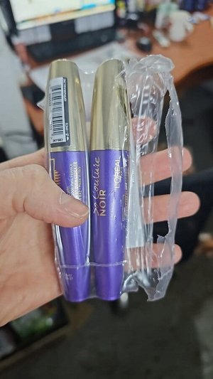 PARIS Тушь для ресниц Объем миллиона ресниц, для объема и разделения Volume Million Lashes So Couture