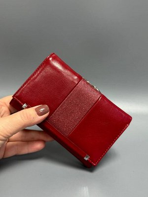 Кошелек женский красный кожаный