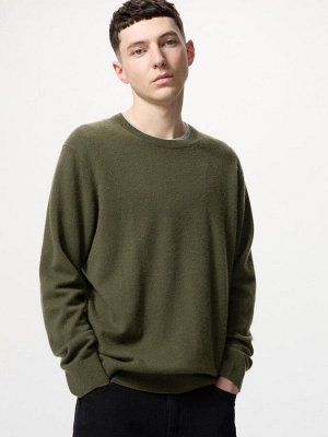 UNIQLO - кашемировый свитер с круглым вырезом - 56 OLIVE