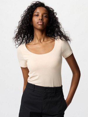 UNIQLO AIRism - базовая футболка с чашечками - 30 NATURAL
