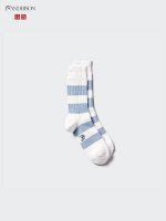 UNIQLO - акцентные носки с интересным принтом