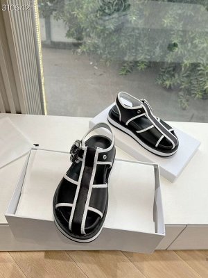 Сандали женские кожаные
