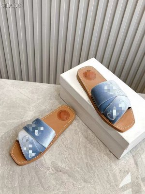 Шлепанцы женские