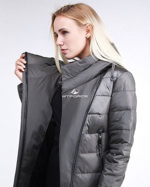 Женская зимняя молодежная куртка стеганная светло-серого цвета 870_05SS