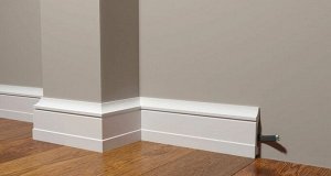 Плинтус DD711 Decor-Dizayn из дюрополимера 100*19мм 2м