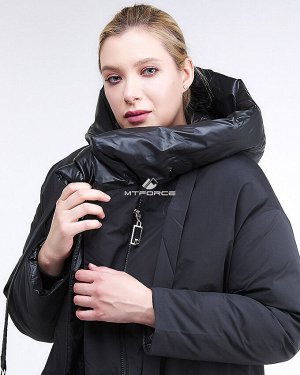Женская куртка черного цвета