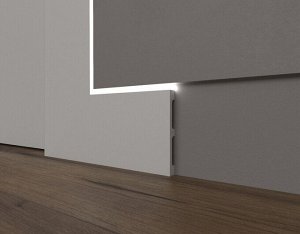Плинтус DD710 Decor-Dizayn из дюрополимера "ГРАНИ" 120*13мм 2м 1/15