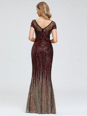 Вечернее длинное блестящее бордовое платье-русалка с короткими рукавами и блестками