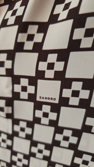 Новая рубашка Sandro, брюки MOU