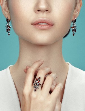 Серьги с натуральным янтарем вишневого цвета в изысканном серебряном обрамлении «Черёмуха», 5065211289