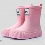 Резиновые сапоги короткие на толстой подошве, розовые
