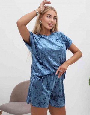 Женский костюм в размер