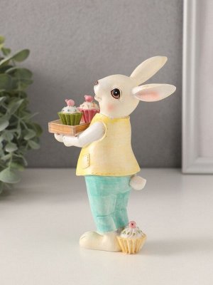 Фигурка полистоун «Нарядный кролик с кексами на подносе», 11x6x16 см