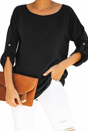 Черная блуза с круглым вырезом и хлястиками на рукавах