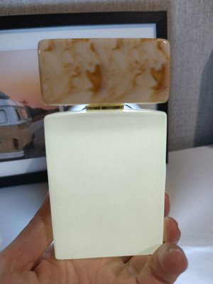 Akro Glow, Gritti