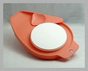 Разделочная доска Помощница в коралловом цвете, 1шт - Tupperware®.