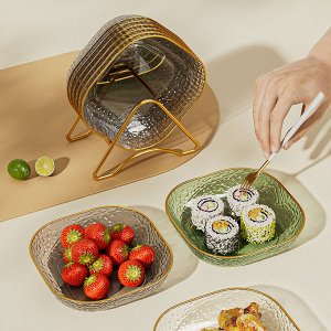 Тарелка пластиковая, многоразовая, 15 х 15 см.