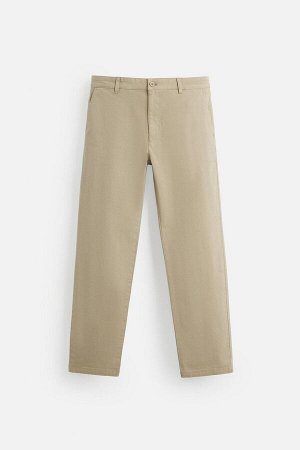 Брюки ЦВЕТ как на первом фото Узкие брюки-чиносы (CHINOHOSE IM SLIM-FIT) Брюки облегающего кроя из хлопчатобумажной ткани с добавлением стрейча. Передние карманы и задние прорезные карманы. Застежка-м