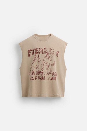 Футбока ЦВЕТ как на первом фото ВЯЗАНАЯ МАЙКА С ПРИНТОМ (GESTRICKTES TANKTOP MIT PRINT) Трикотажная футболка свободного кроя из хлопчатобумажной пряжи. Круглый вырез и без рукавов. Контрастный принт с