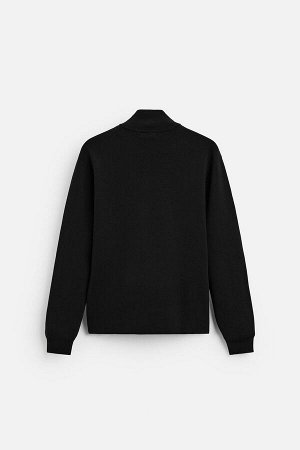 Трикотаж ЦВЕТ как на первом фото ХЛОПКОВЫЙ СВИТЕР С МОЛНИЕЙ (BAUMWOLLPULLOVER MIT REISSVERSCHLUSS) Свитер прямого кроя из хлопчатобумажной пряжи. Воротник Perkins с молнией спереди. Длинные рукава. Ре