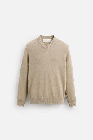 Трикотаж ЦВЕТ как на первом фото СВИТЕР ИЗ ХЛОПКА И ЛЬНА (BAUMWOLL-LEINEN-PULLOVER) Легкий свитер классического кроя из итальянской пряжи. V-образный вырез и длинные рукава. Ребристые манжеты. Специал