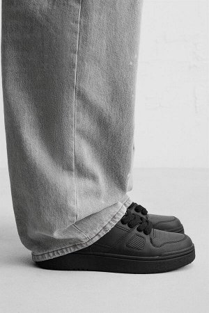 Обувь ЦВЕТ как на первом фото КРОССОВКИ В РЕТРО-СТИЛЕ (SNEAKER IM RETRO-STIL) Кроссовки в стиле ретро. Верх выполнен из разных материалов. Подошва того же цвета. СОСТАВ МАТЕРИАЛА, ИНСТРУКЦИИ ПО УХОДУ 