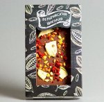 Молочный Бельгийский шоколад с грушей, клубникой и абрикосом