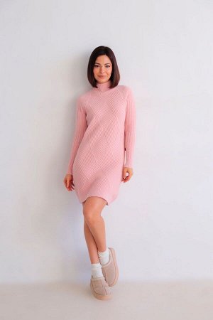 Платье вязаное розовое
