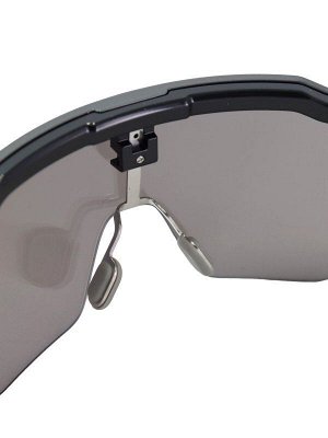 Fermo g01 Форма и тип оправы: спортивная
Цвет линзы: Flash Mirror (зеркальный эффект с антибликовым покрытием), золотистый Flash Mirror (зеркальный эффект с антибликовым покрытием)
Цвет пластика: чёрн
