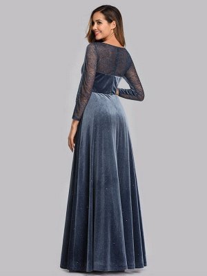 Синее элегантное длинное вечернее бархатное  платье с V-образным вырезом и рукавами