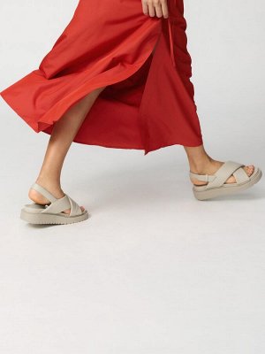 UNIQLO: C - сандалии с перекрещивающимися ремешками - 56 OLIVE