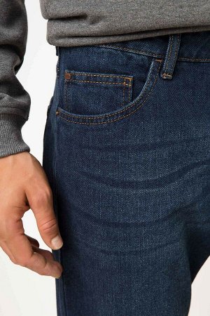 брюки Размеры модели: рост: 1,86 грудь: 95 талия: 75 бедра: 95 Надет размер: Beden 30 - рост 32  полиэстер 23%,хлопок 77%
