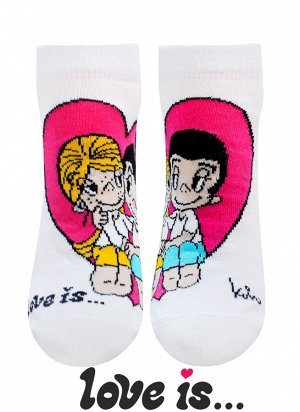 Носки женские короткие LOVE IS...